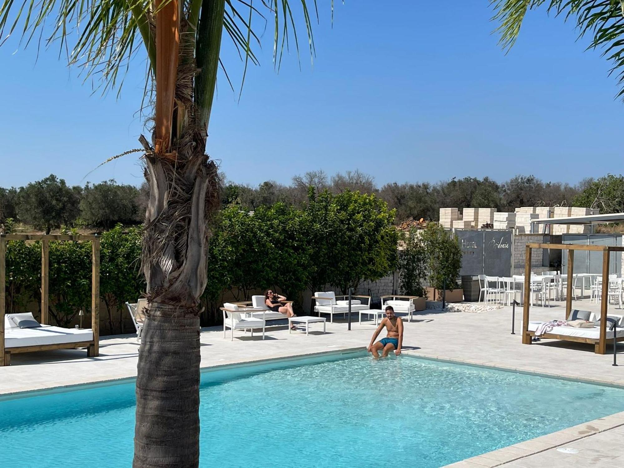 Hotel Posidonia Порто-Чезарео Экстерьер фото